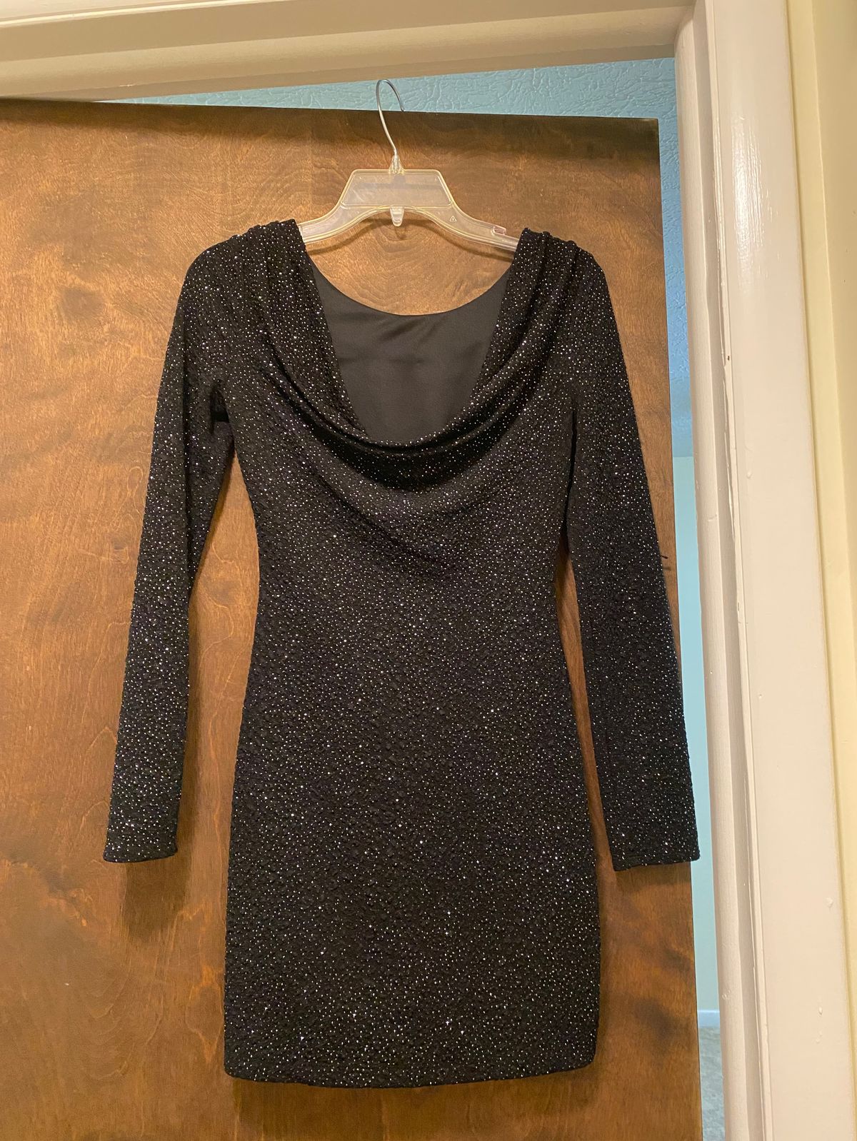 Size S Homecoming Long Sleeve Sequined Black Cocktail Dress on Queenly
