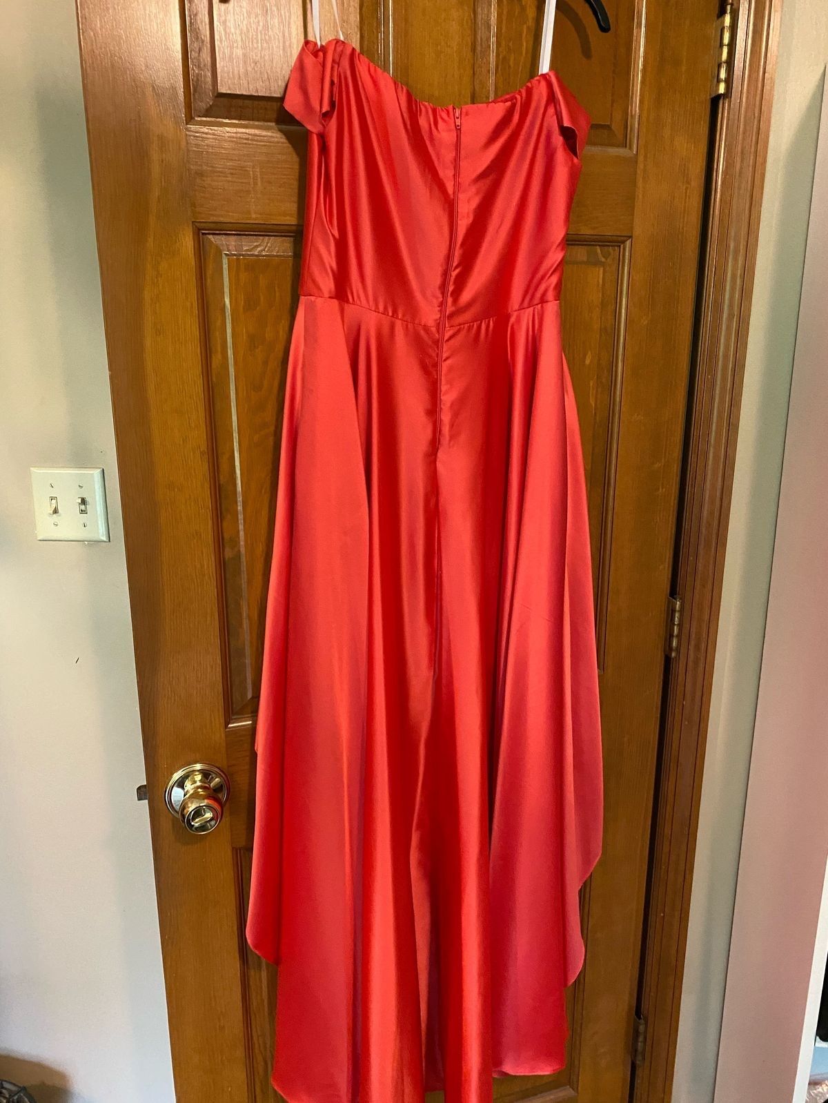 Size 6 Prom Satin Pink Dress With Train on Queenly