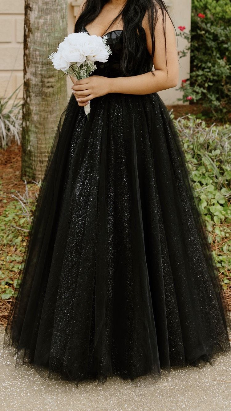 Sherri Hill Size 0 Prom Strapless Sequined Black Ball Gown on Queenly