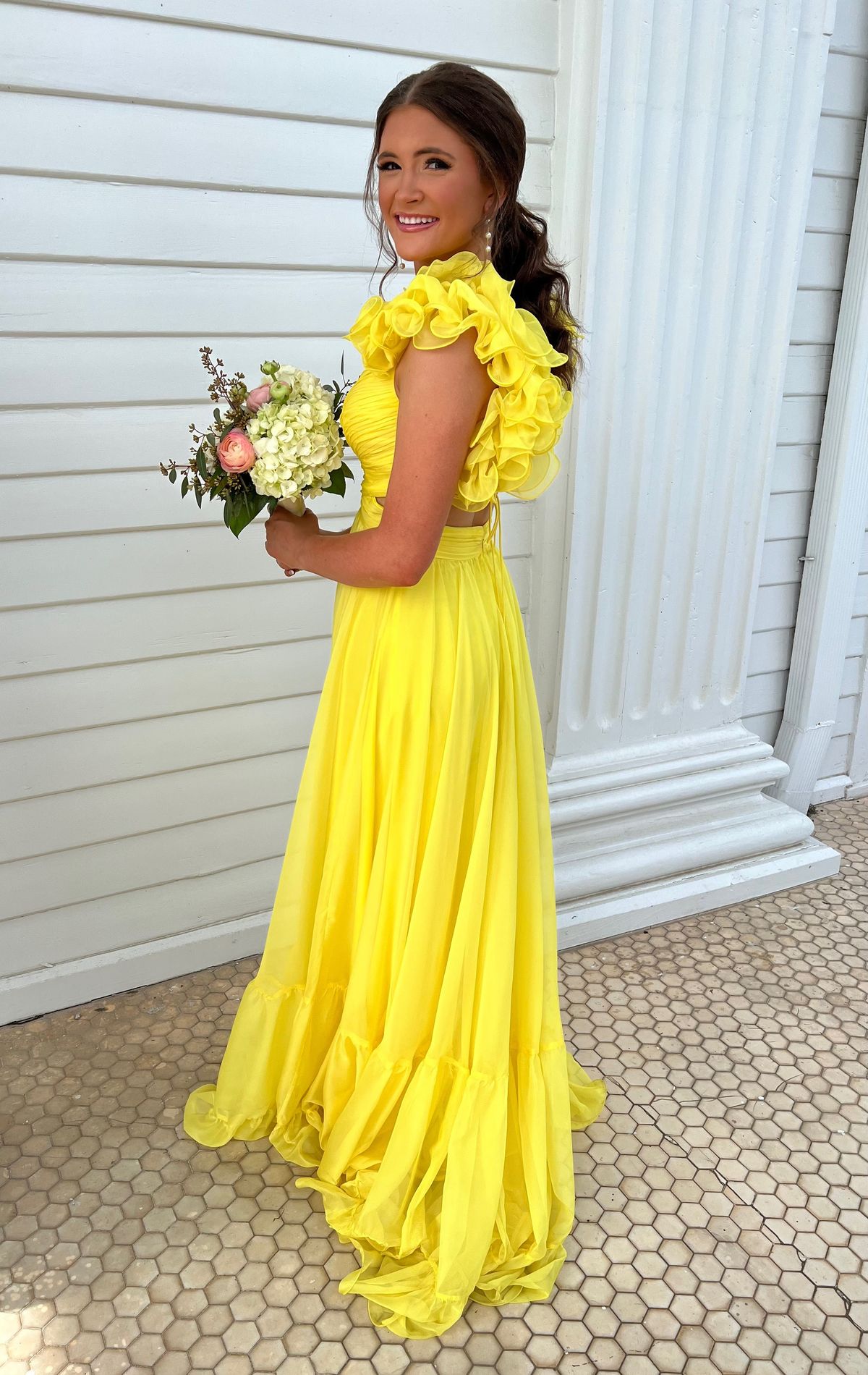 Jovani Size 4 Bridesmaid Plunge Yellow Dress With Train on Queenly