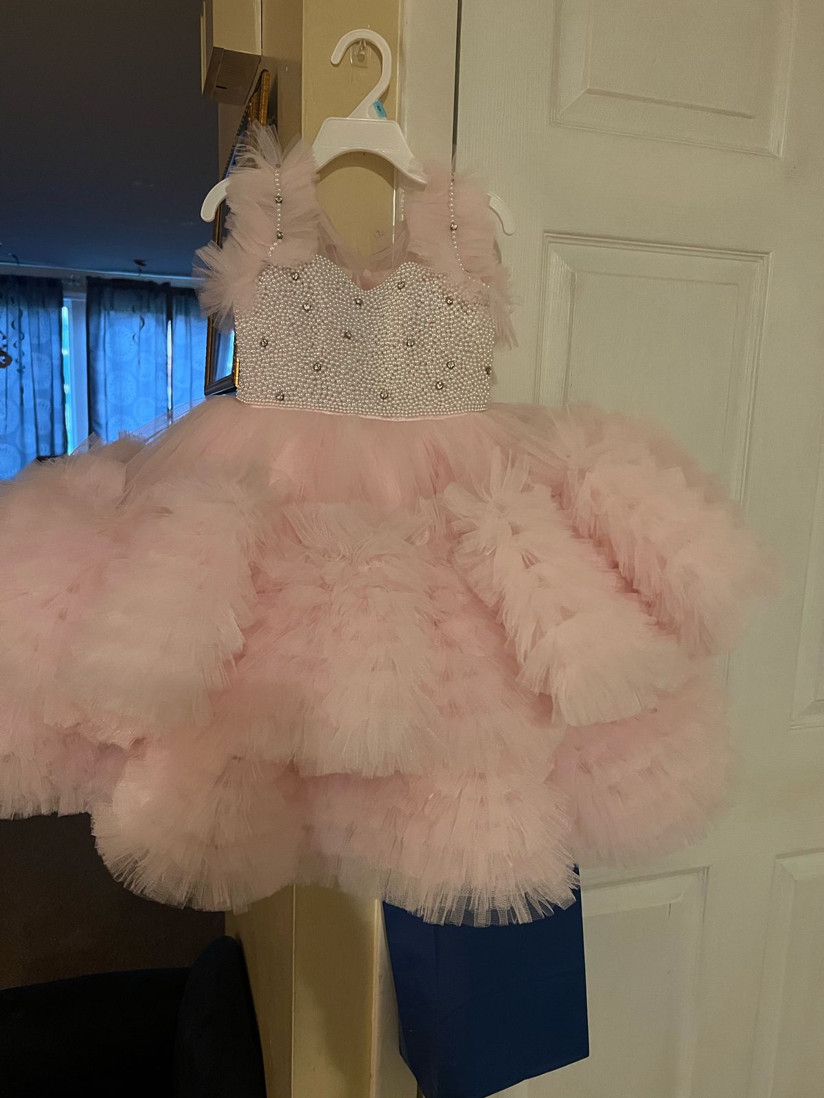 Girls Size 2 Pageant Cap Sleeve Sequined Light Pink Ball Gown on Queenly