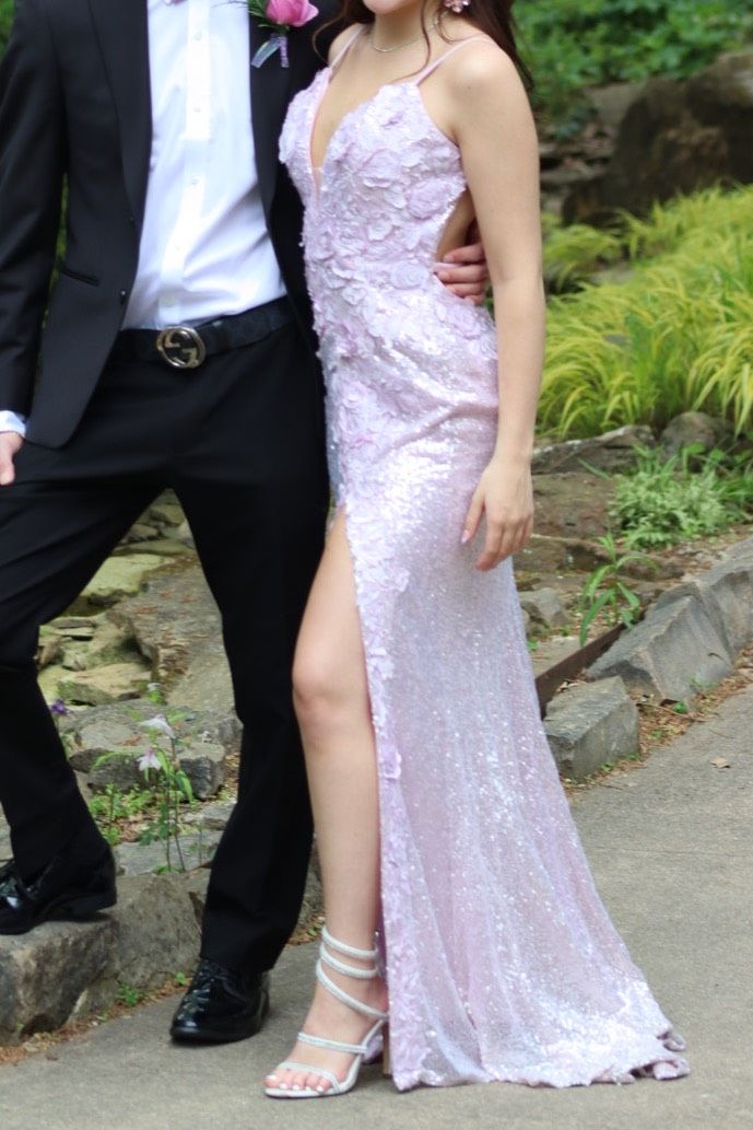 Jovani Size 6 Prom Plunge Light Purple Side Slit Dress on Queenly