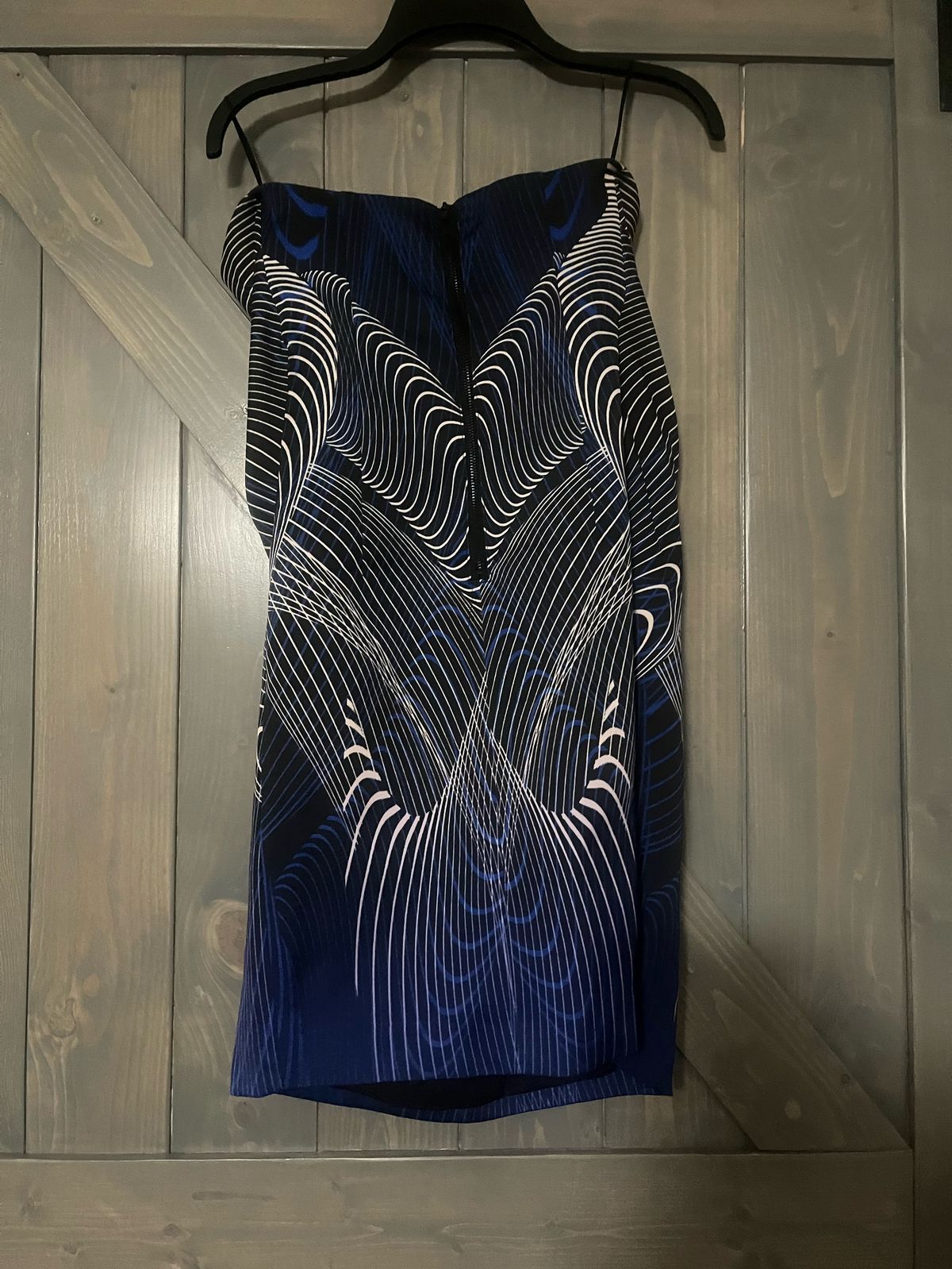 Size S Prom Strapless Navy Blue Cocktail Dress on Queenly