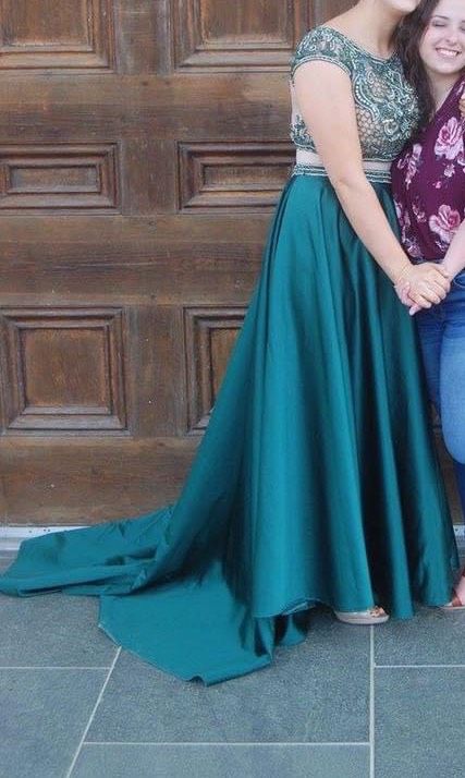 Vienna Size 8 Prom Green Floor Length Maxi on Queenly