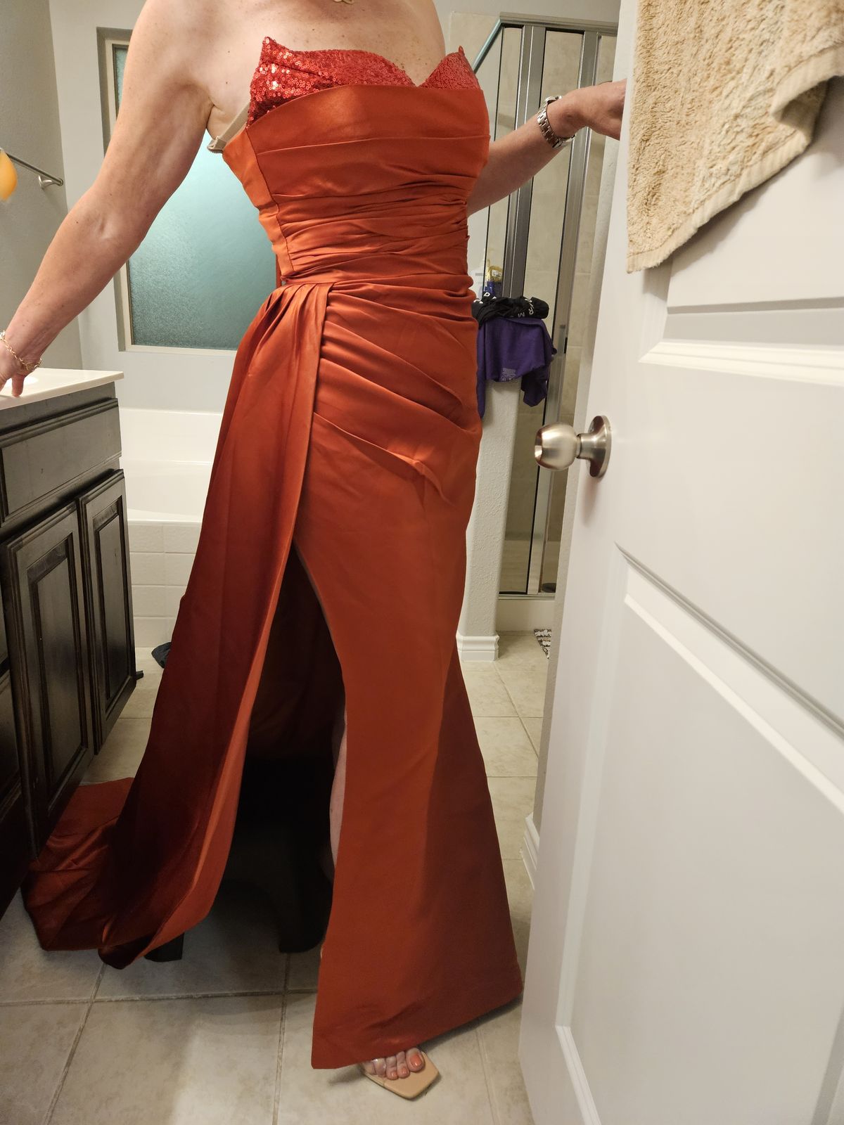 Size 4 Prom Orange Dress With Train on Queenly