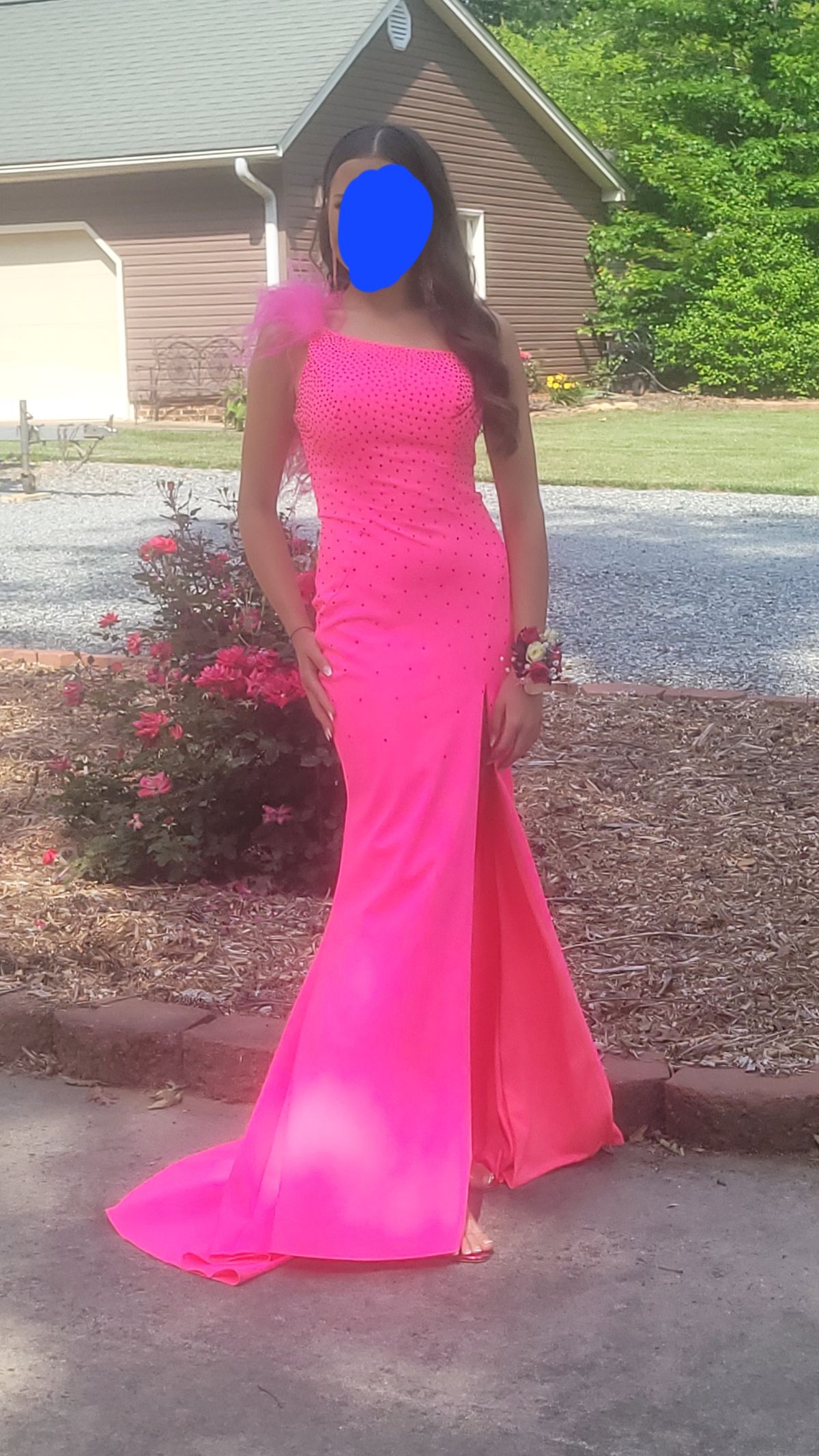 Ashley Lauren Size 0 Prom Pink Side Slit Dress on Queenly