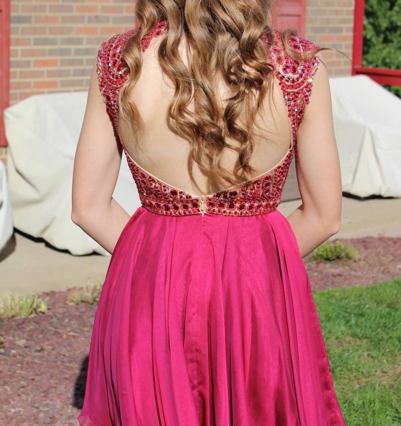 Sherri Hill Size 0 Prom High Neck Sequined Burgundy Red Cocktail Dress on Queenly