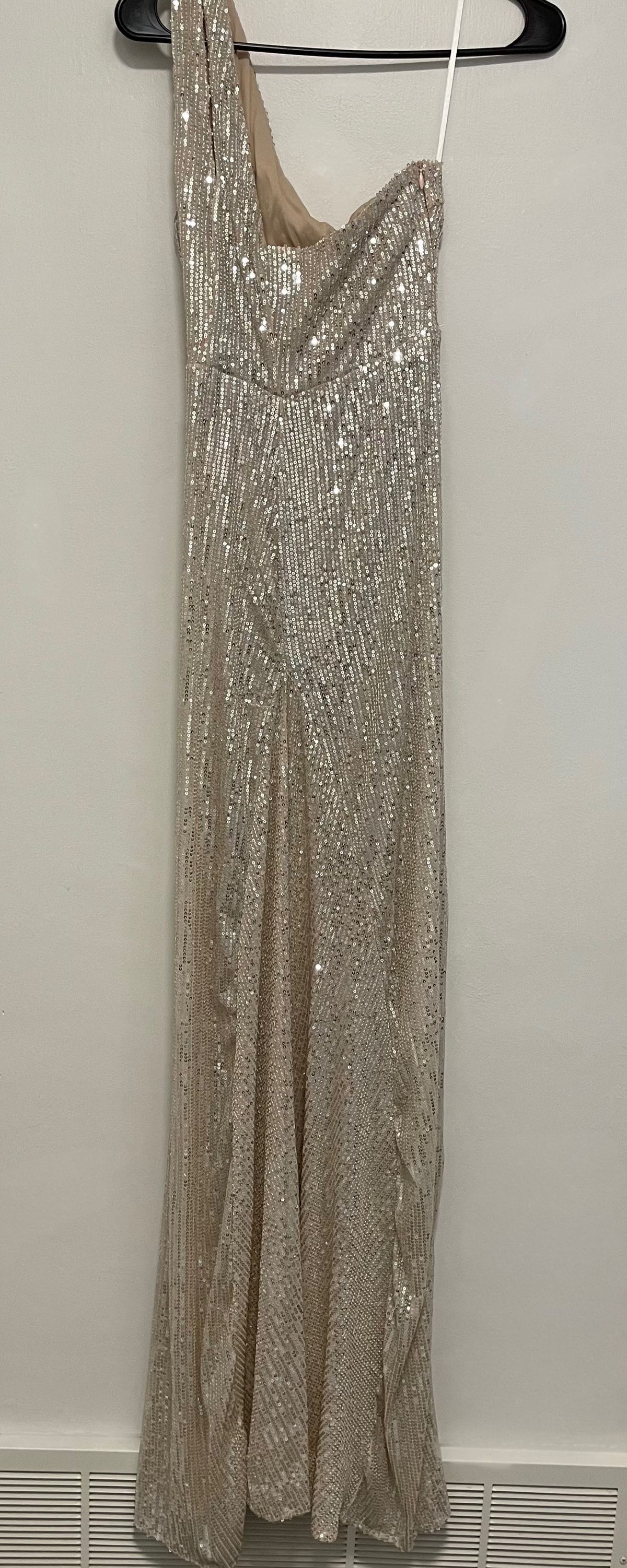 Size XS Prom One Shoulder Sequined Nude Floor Length Maxi on Queenly