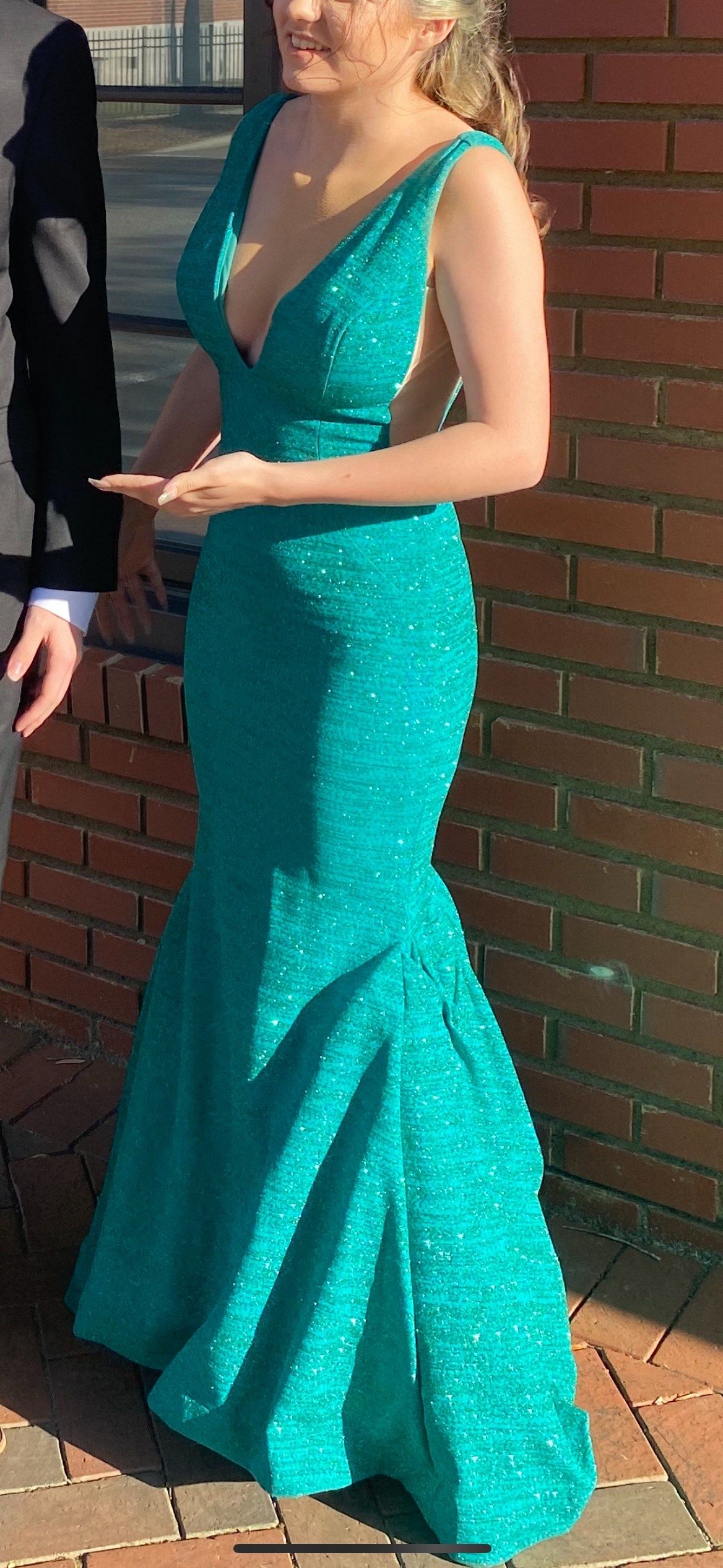 Jovani Size 2 Prom Plunge Emerald Green Mermaid Dress on Queenly