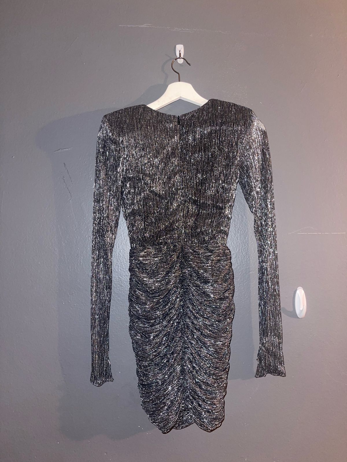 Lassy Size 00 Homecoming Plunge Sheer Silver Cocktail Dress on Queenly