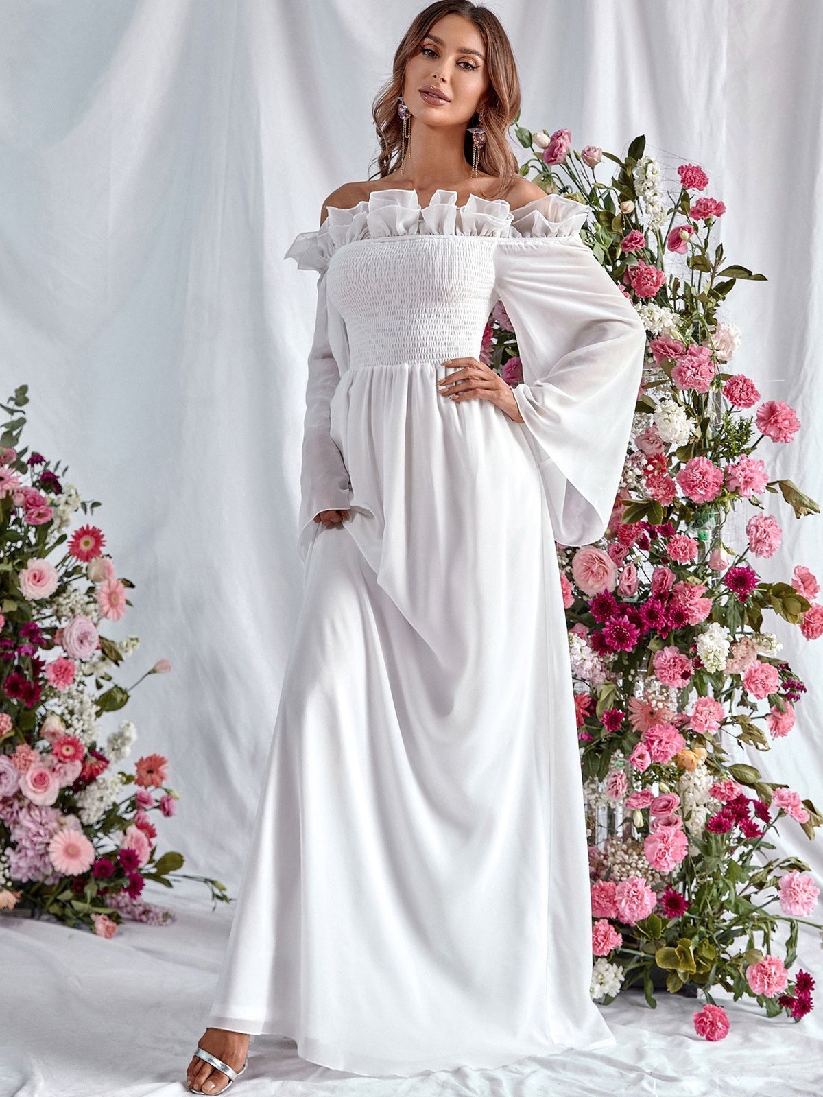 Style FSWD1028 Faeriesty Size XS Long Sleeve White Floor Length Maxi on Queenly
