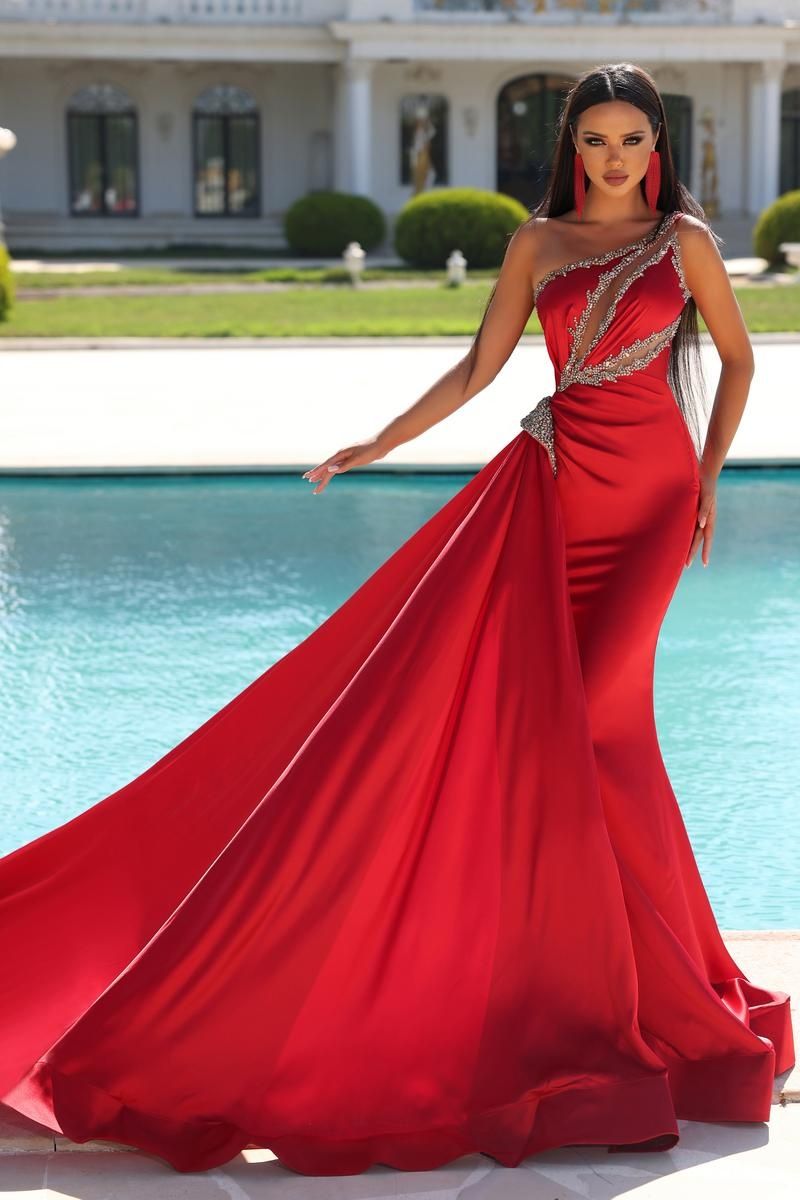 Style PS23460 Portia and Scarlett Size 6 Prom Red Mermaid Dress on Queenly