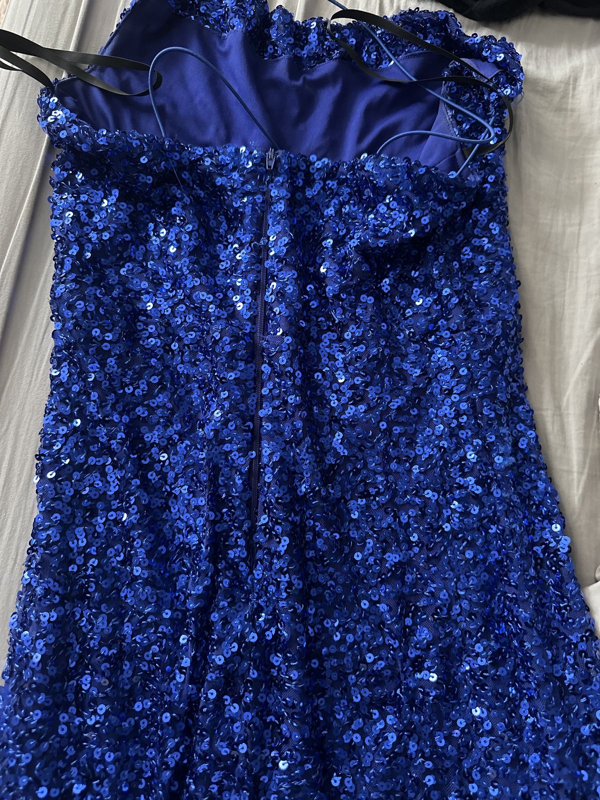 Windsor Size 6 Blue Side Slit Dress on Queenly