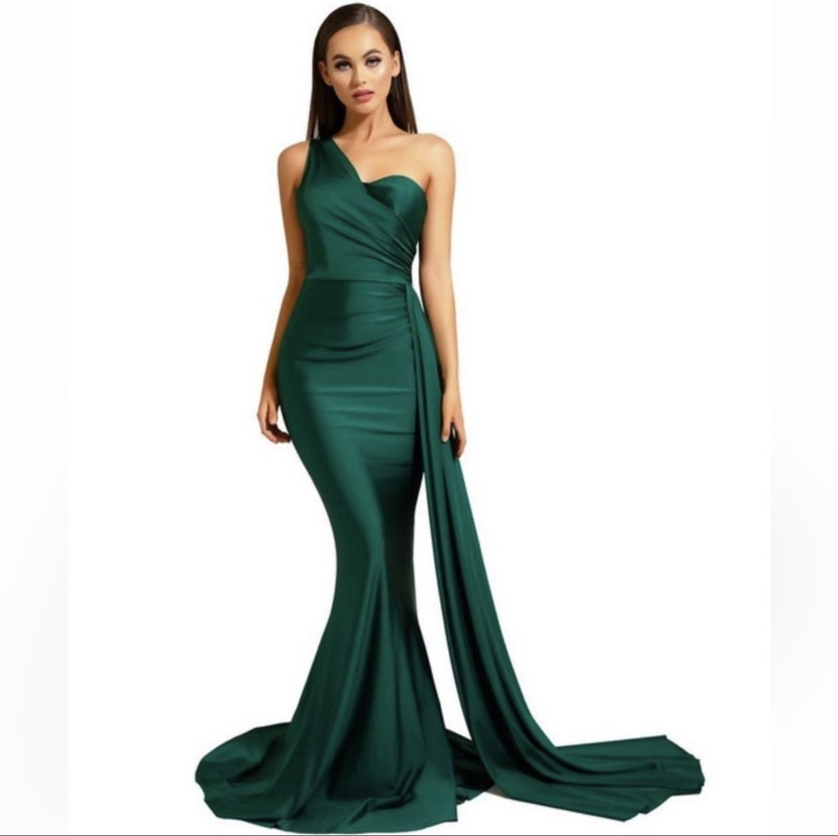 Portia and Scarlett Size 2 Prom One Shoulder Emerald Green Floor Length Maxi on Queenly