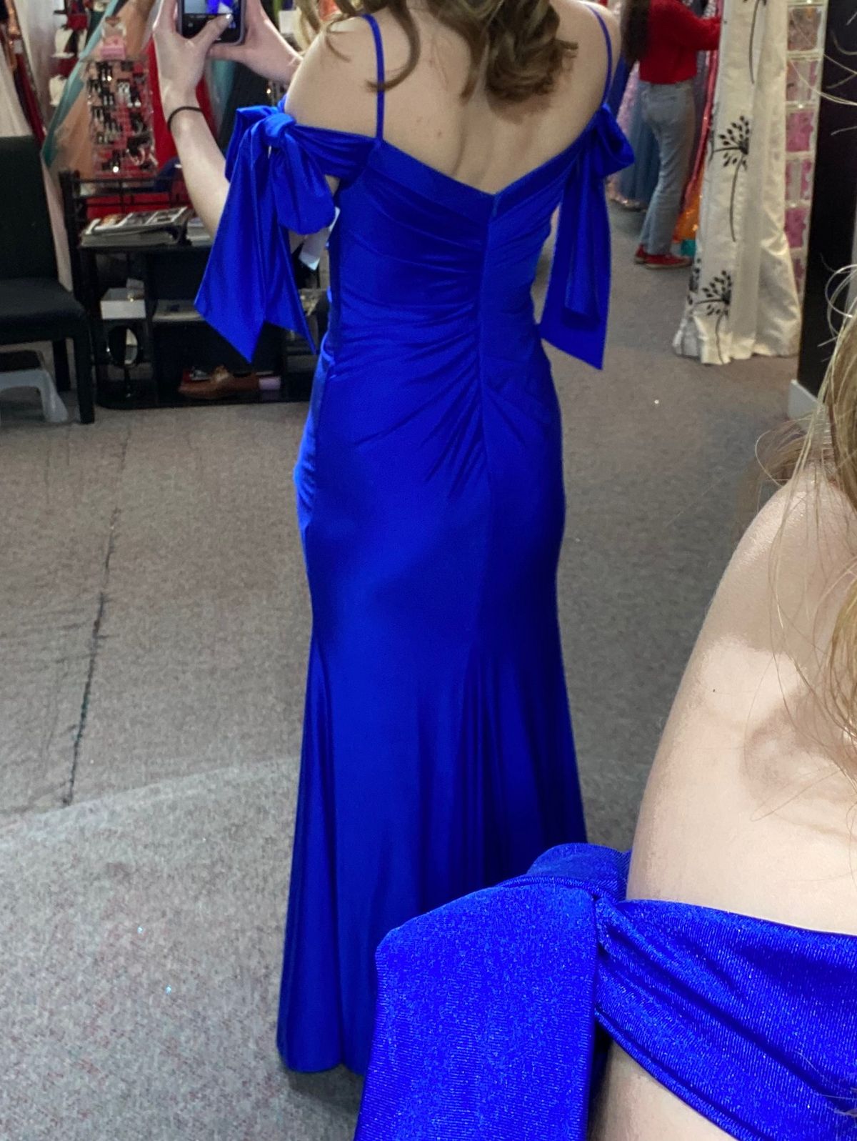 Size S Prom Off The Shoulder Royal Blue A-line Dress on Queenly