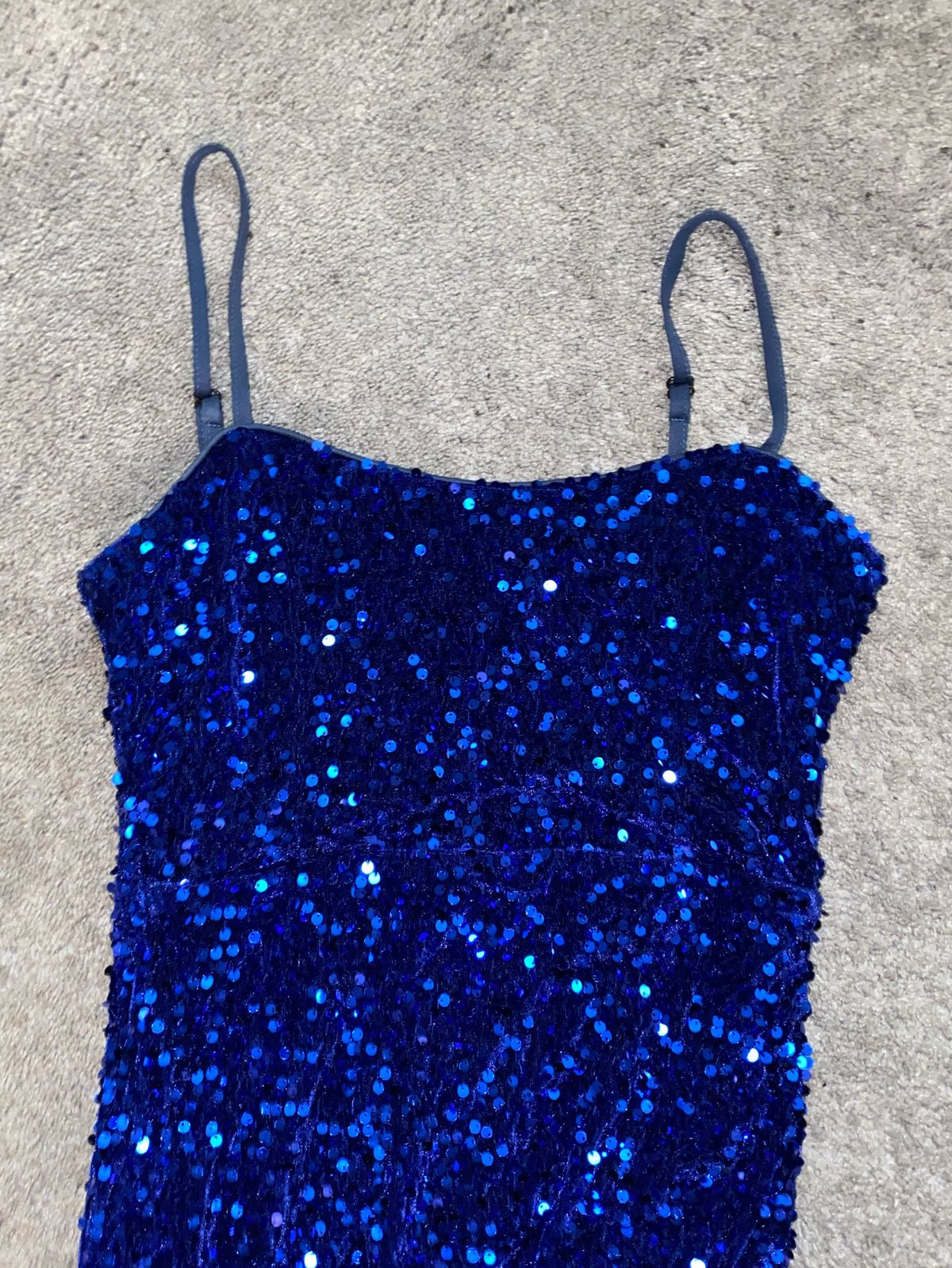 Size 4 Bridesmaid Royal Blue Cocktail Dress on Queenly