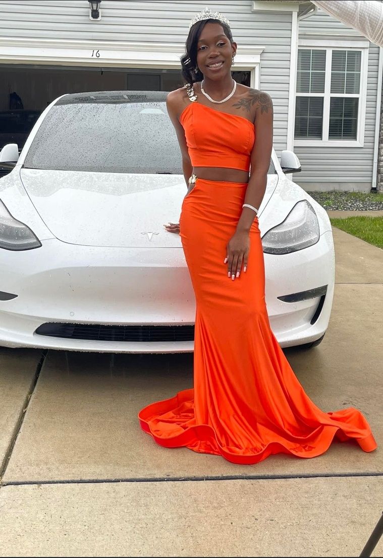Size S Prom Orange Mermaid Dress on Queenly