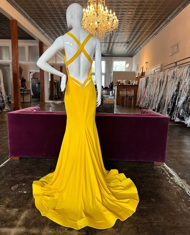 Jasz Couture Size 2 Prom Plunge Yellow Mermaid Dress on Queenly