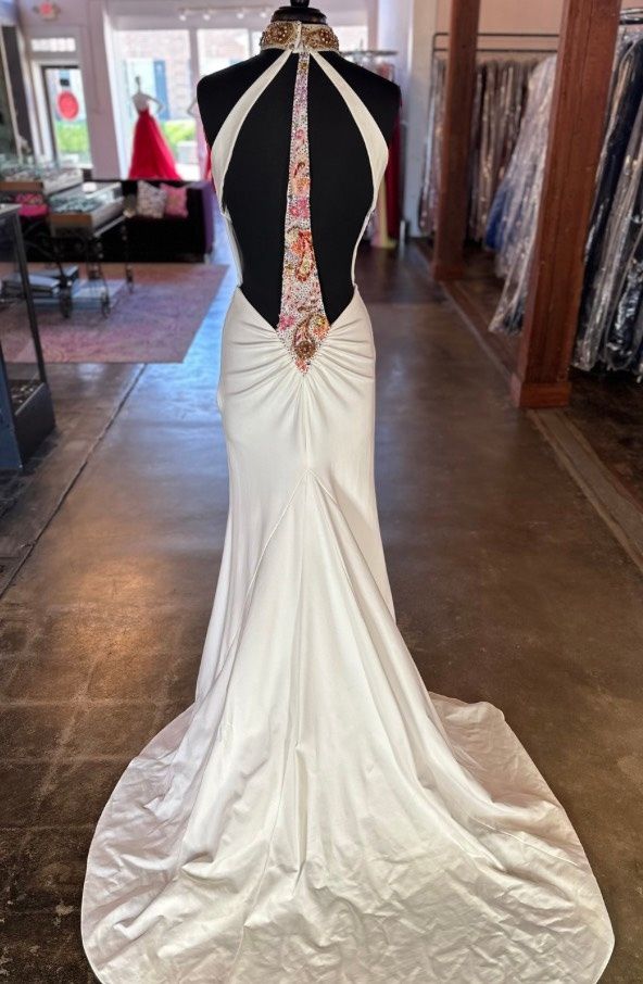 Sherri Hill Size 6 High Neck White Dress With Train on Queenly