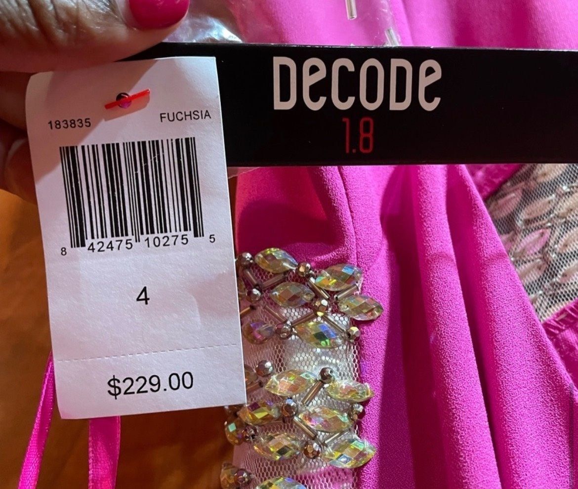 Decode 1.8 Size 4 Prom Pink Floor Length Maxi on Queenly