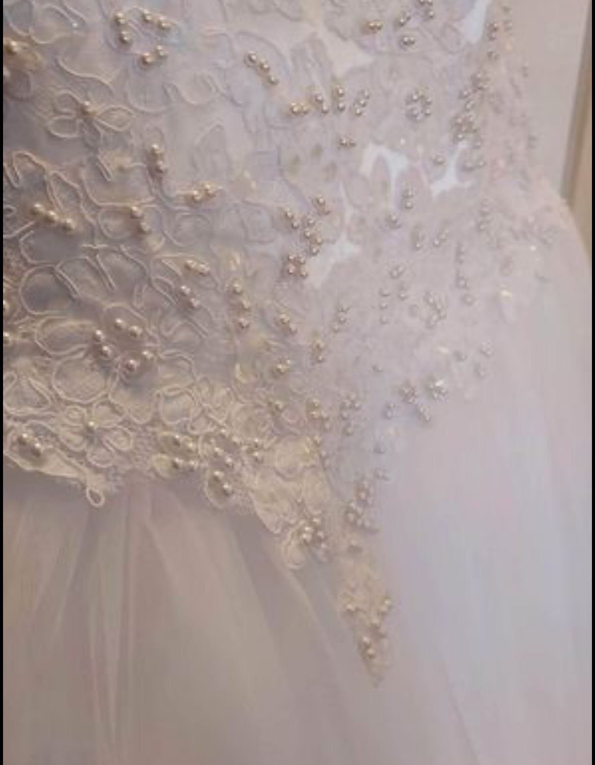 David's Bridal Plus Size 26 Wedding Halter White Ball Gown on Queenly