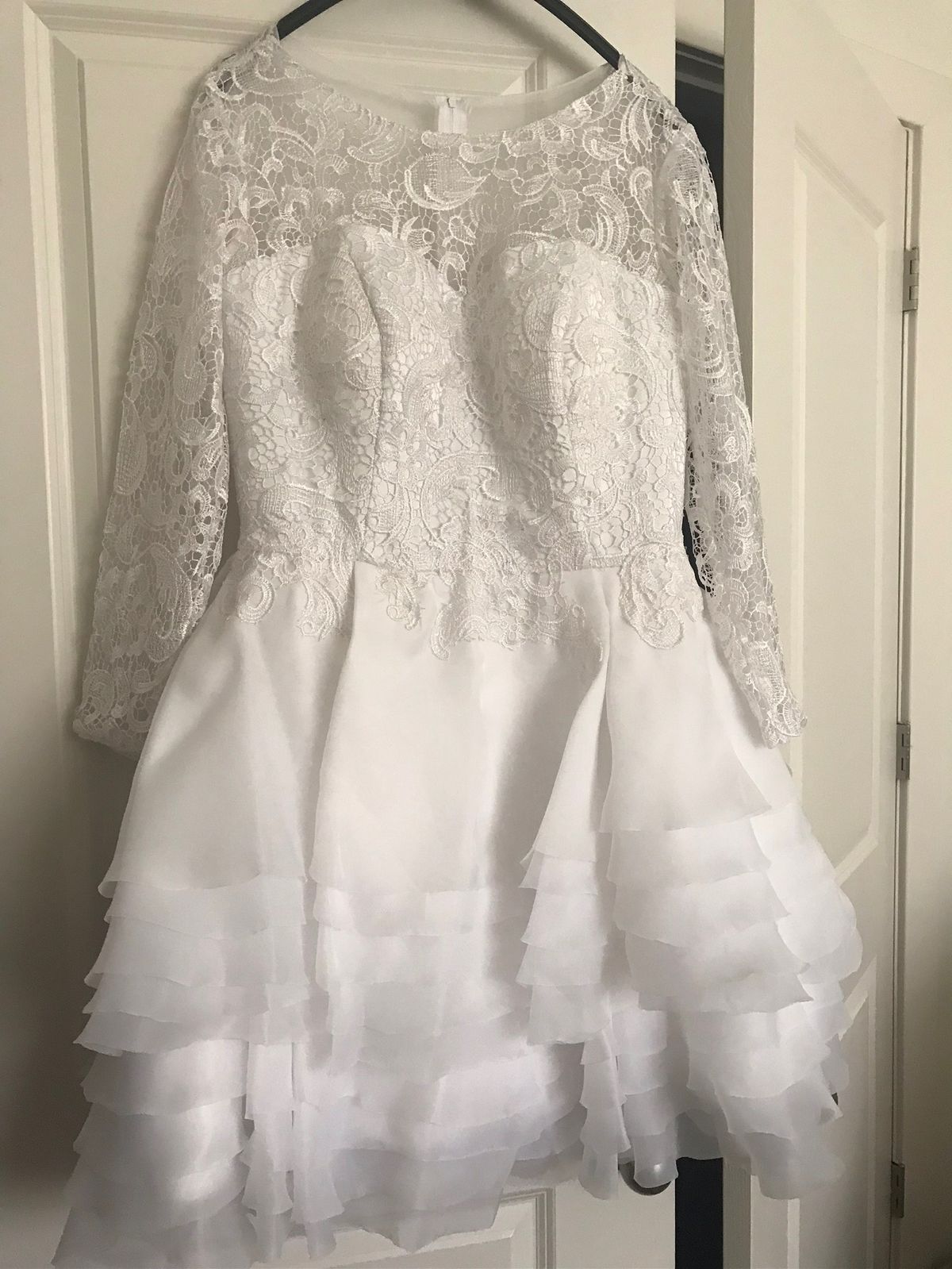 Size 12 Long Sleeve White Ball Gown on Queenly