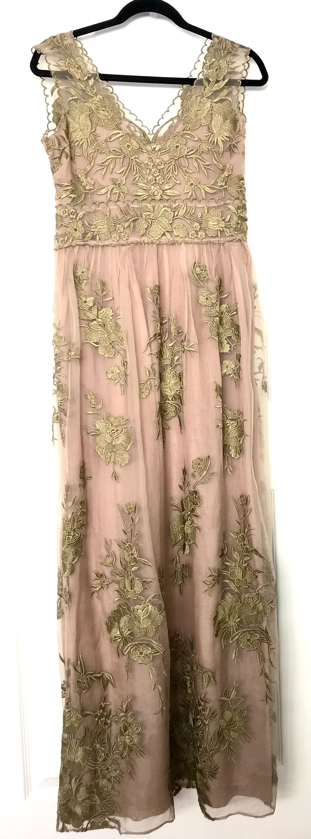 BHLDN Size 8 Prom Plunge Floral Nude Floor Length Maxi on Queenly