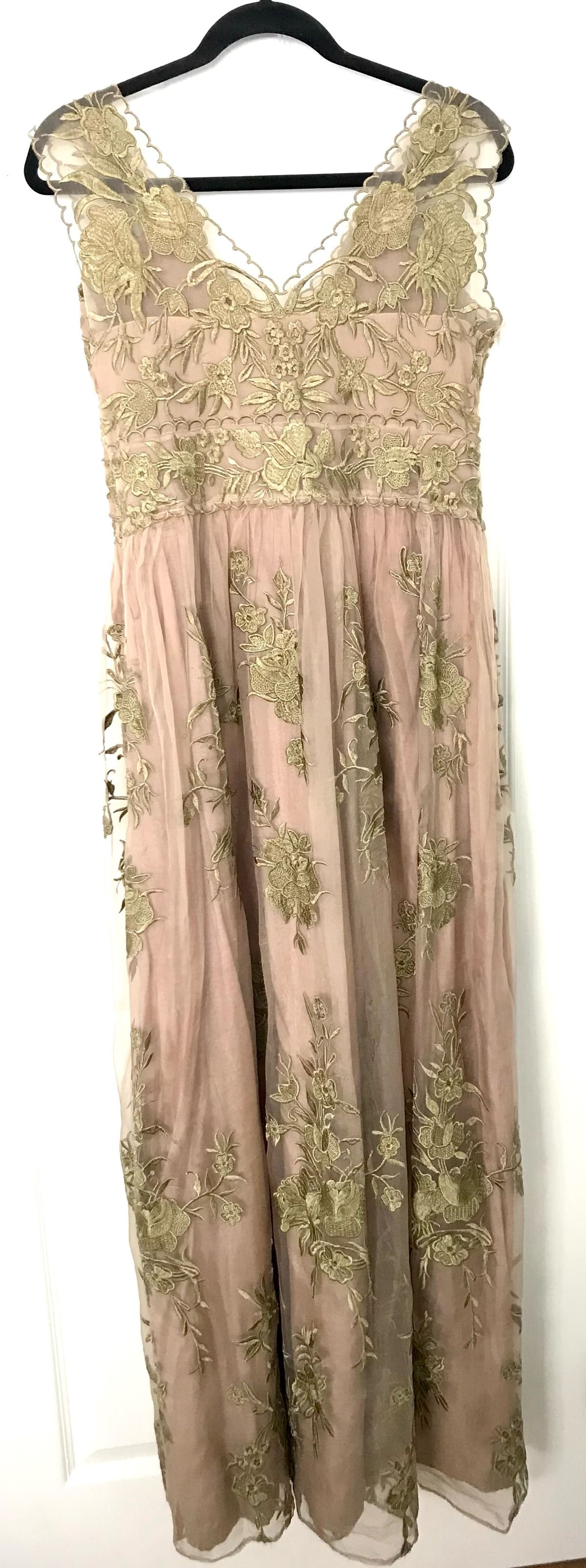 BHLDN Size 8 Prom Plunge Floral Nude Floor Length Maxi on Queenly