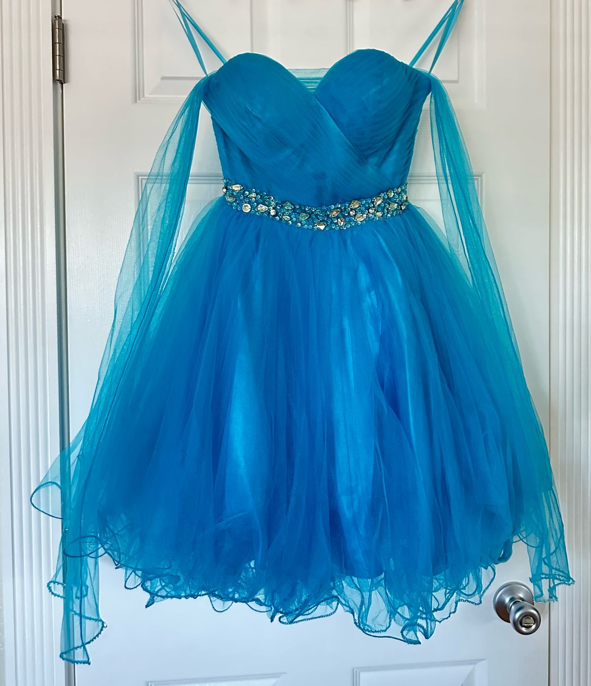 May Queen Couture U.S.A. Size 4 Prom Strapless Lace Light Blue Cocktail Dress on Queenly