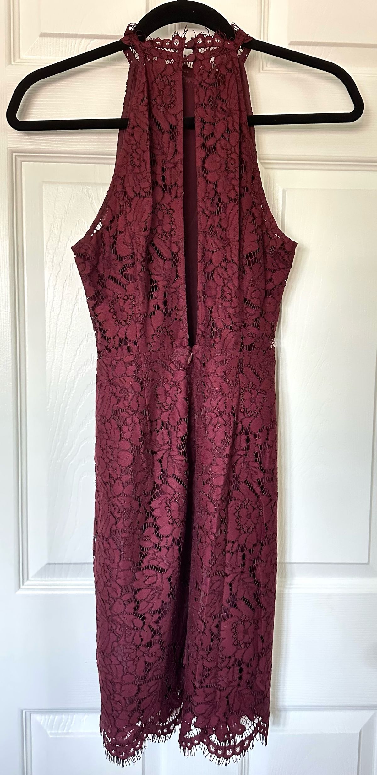 BB Dakota Size 2 Prom High Neck Lace Red Cocktail Dress on Queenly