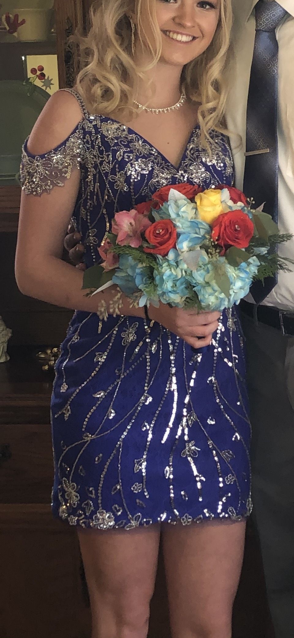 Tiffany Designs Size 4 Prom Sequined Blue Cocktail Dress on Queenly