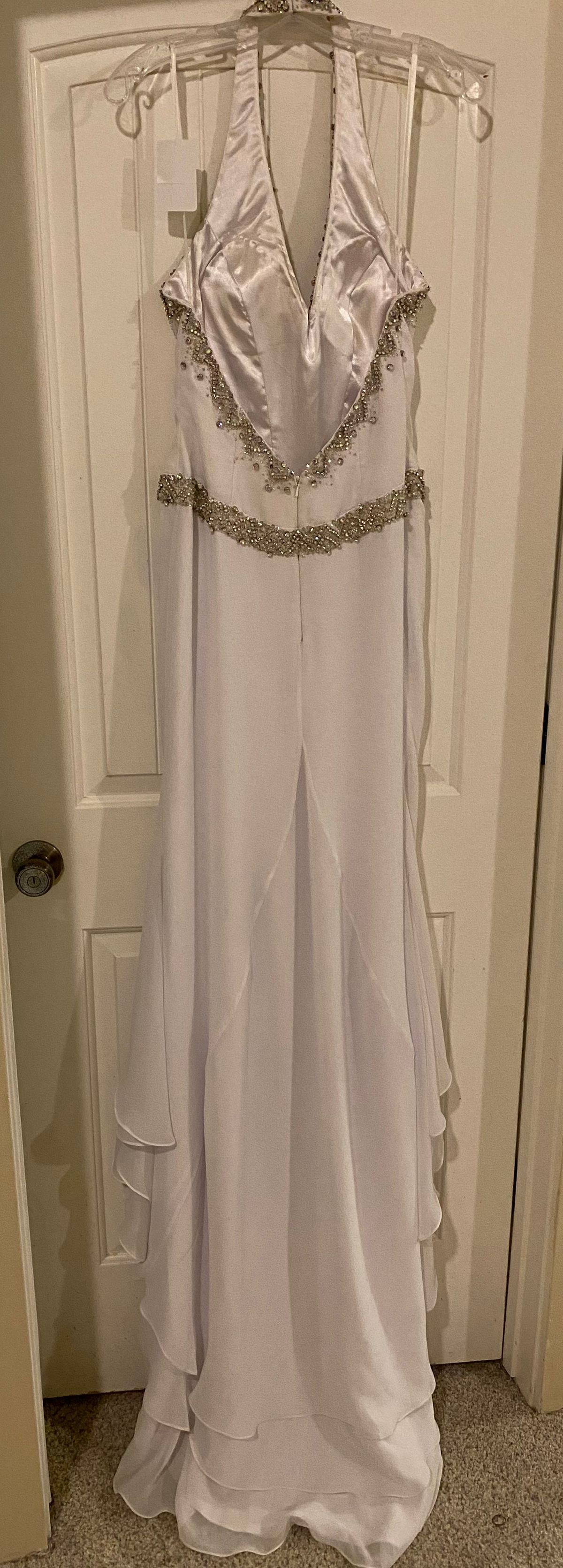 Size 10 Wedding Halter Sequined White Dress With Train on Queenly