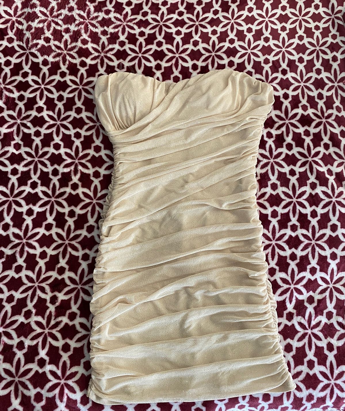 Size M Strapless Gold Cocktail Dress on Queenly