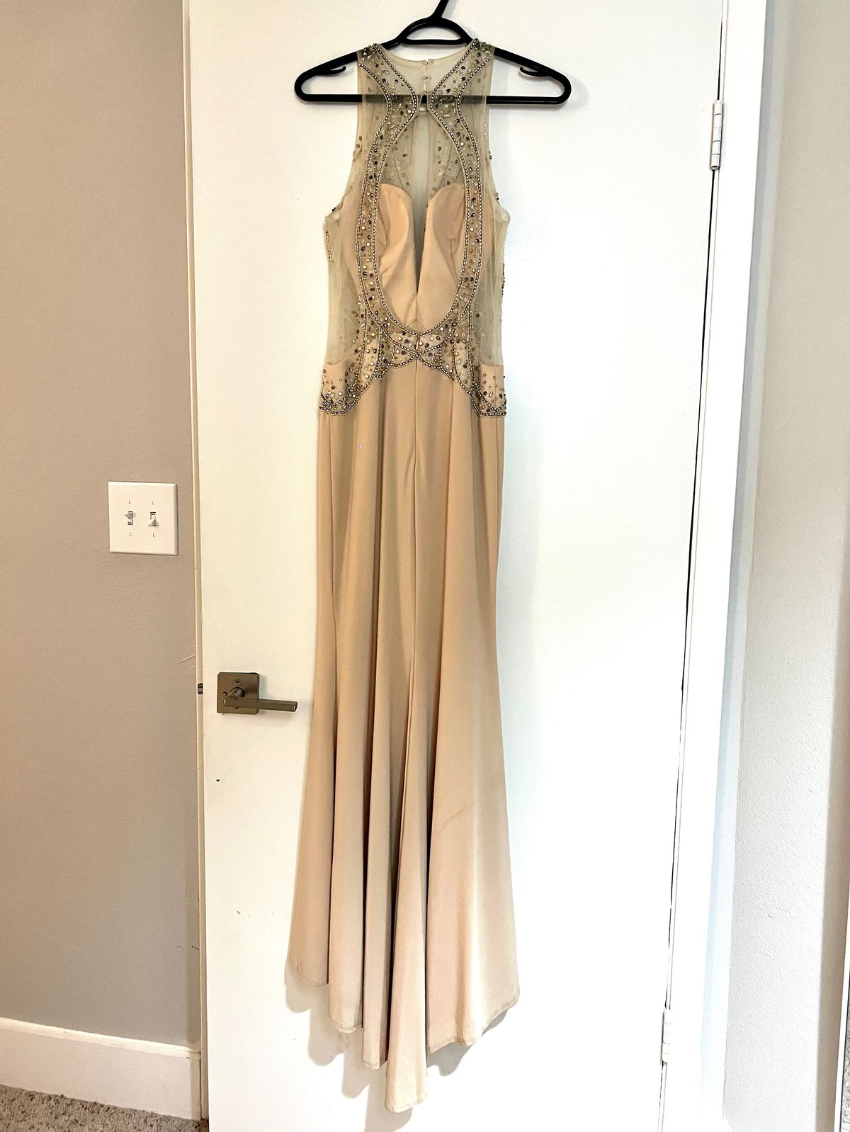 Size 6 Prom Nude Side Slit Dress on Queenly