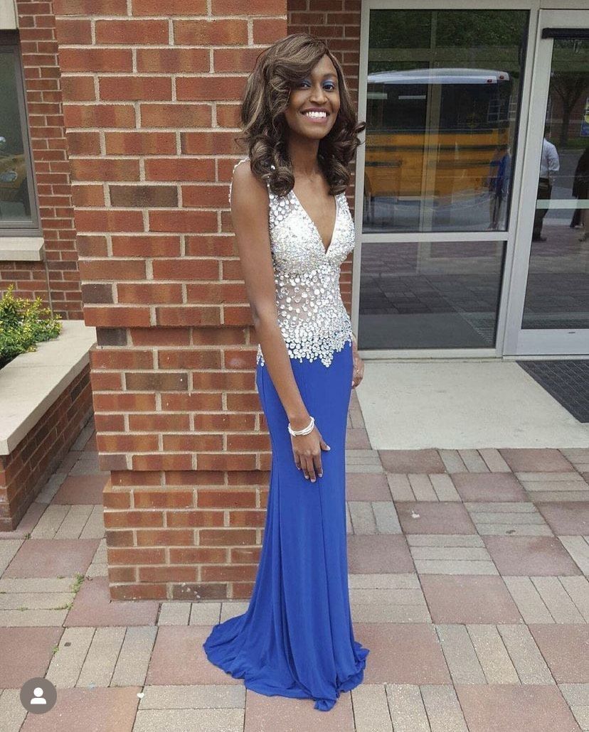 Size 4 Prom Sequined Blue Side Slit Dress on Queenly
