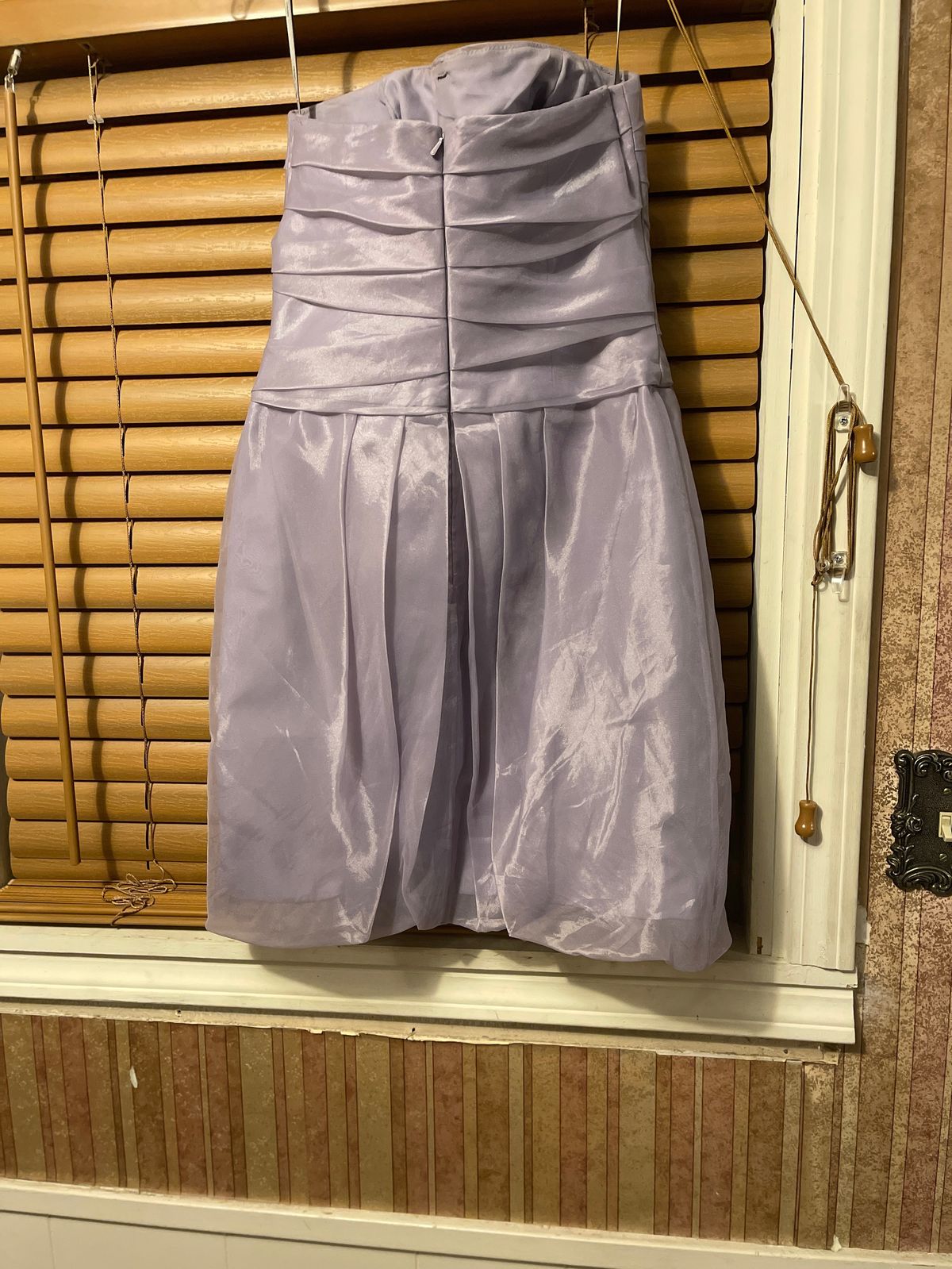 Vera Wang Size 6 Prom Strapless Light Purple Cocktail Dress on Queenly