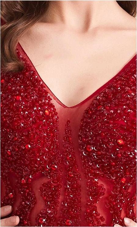 Size 4 Prom Plunge Sequined Red Side Slit Dress on Queenly