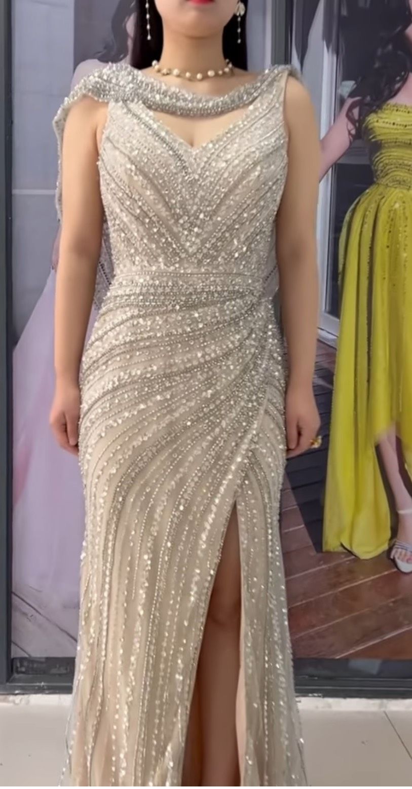 Size 8 Prom Plunge Sequined Nude Side Slit Dress on Queenly
