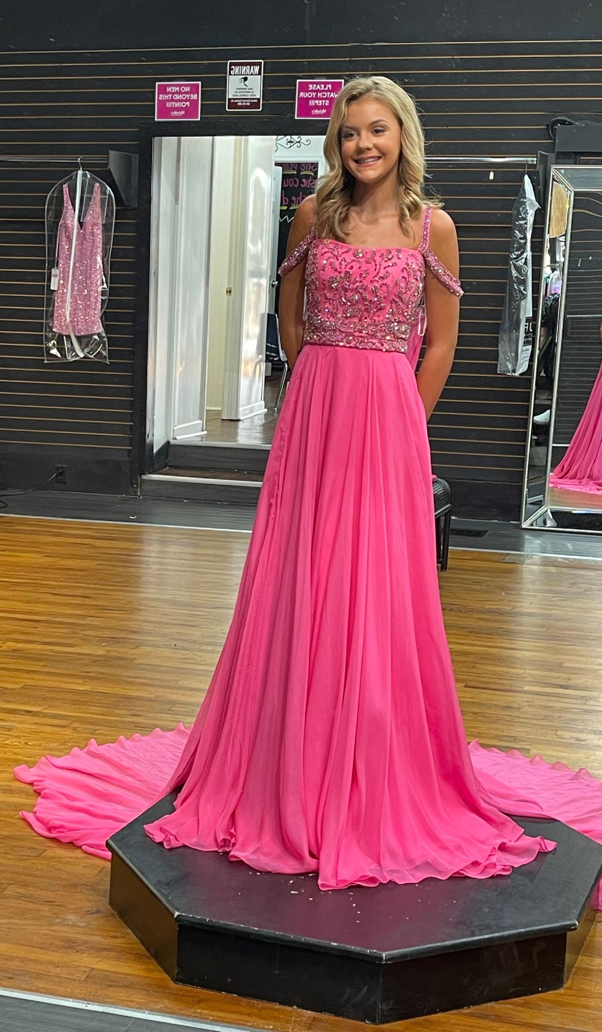 Style 54390 Sherri Hill Size 0 Prom Off The Shoulder Hot Pink A-line Dress on Queenly