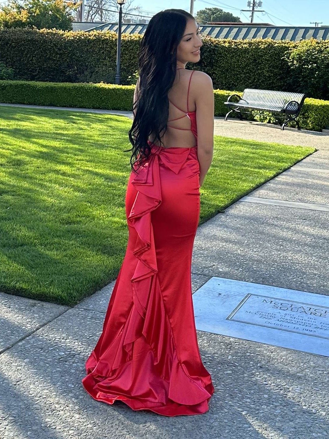Size 0 Prom Halter Red Mermaid Dress on Queenly