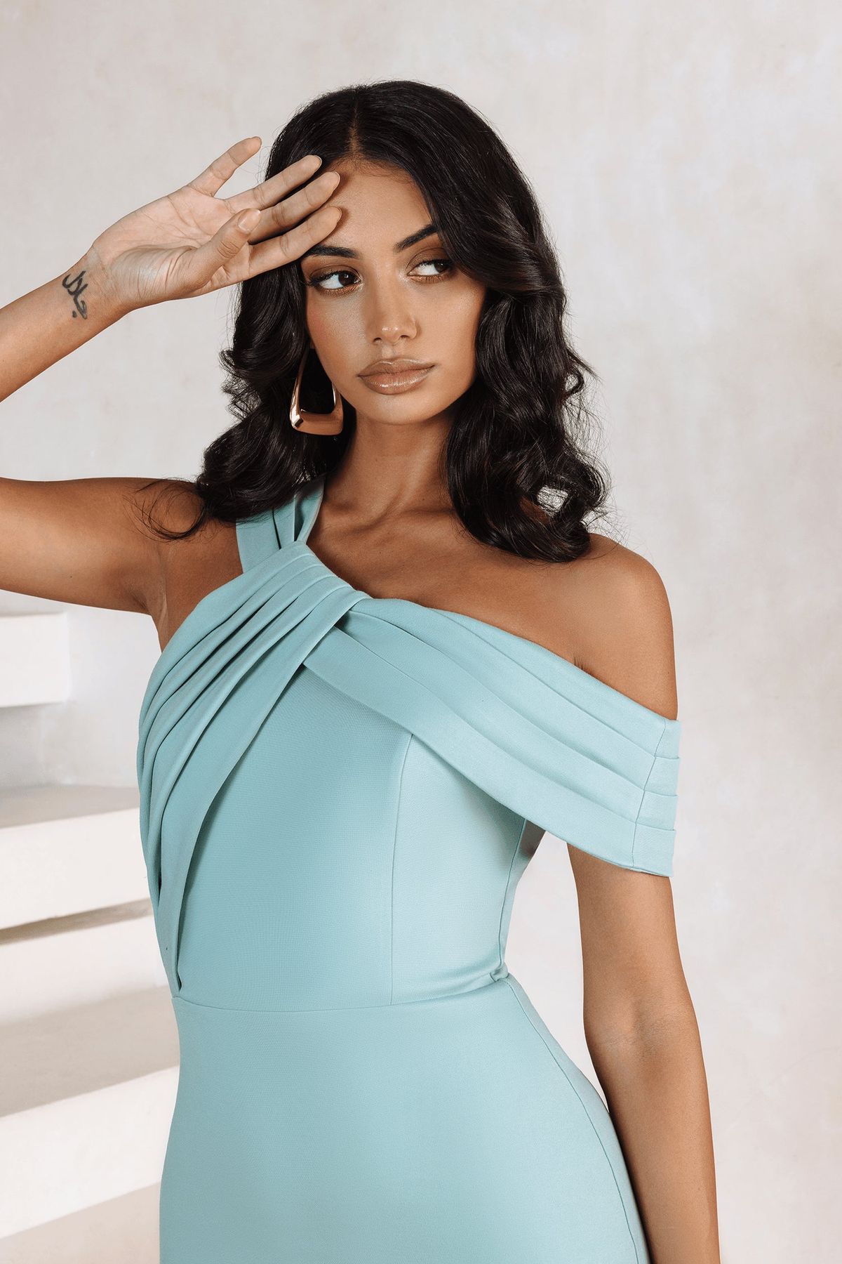 Style SERENA Lavish Alice Size 14 Off The Shoulder Green Cocktail Dress on Queenly