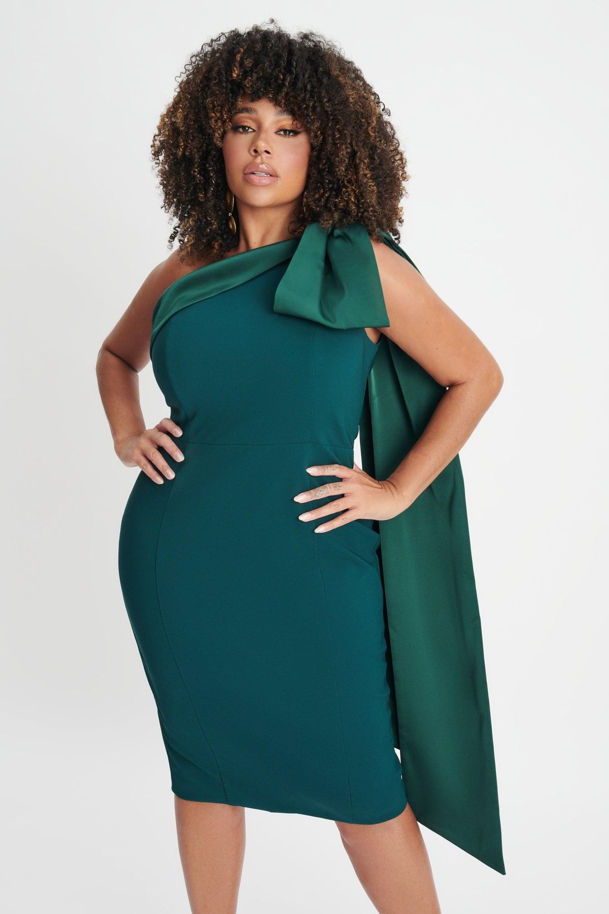 Style GEMMA Lavish Alice Plus Size 22 One Shoulder Emerald Green Cocktail Dress on Queenly