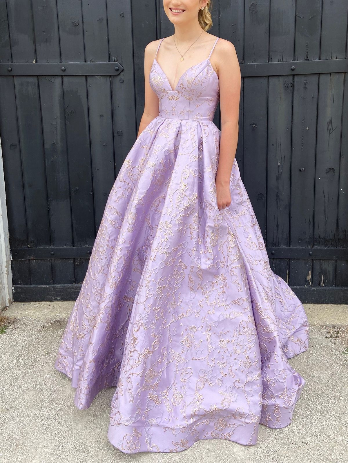 Sherri Hill Size 4 Prom Plunge Purple Ball Gown on Queenly