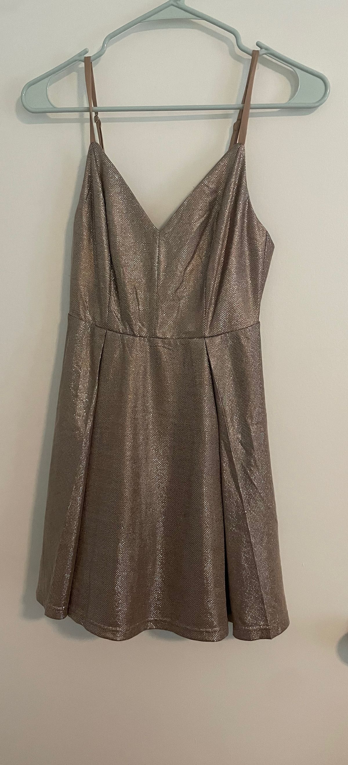 Lulus Size XS Homecoming Plunge Gold Cocktail Dress on Queenly