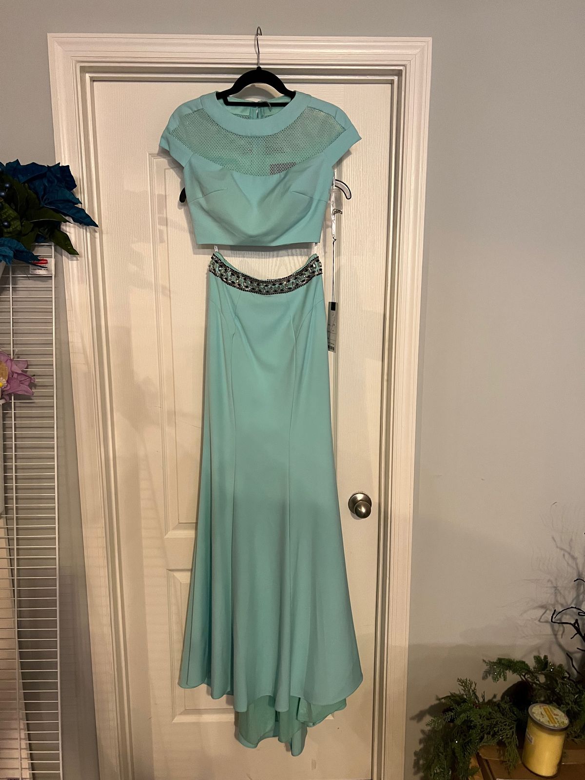 Mac Duggal Size 2 Cap Sleeve Turquoise Blue Floor Length Maxi on Queenly