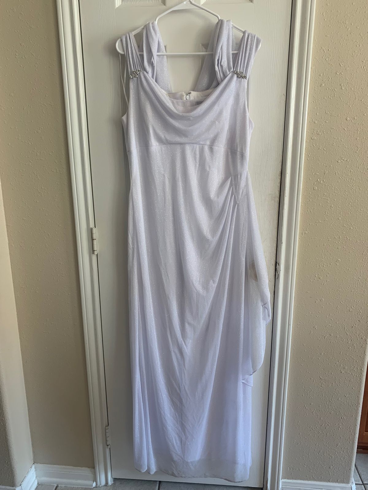 R&m Richards Size 14 Wedding Guest Off The Shoulder White A-line Dress on Queenly