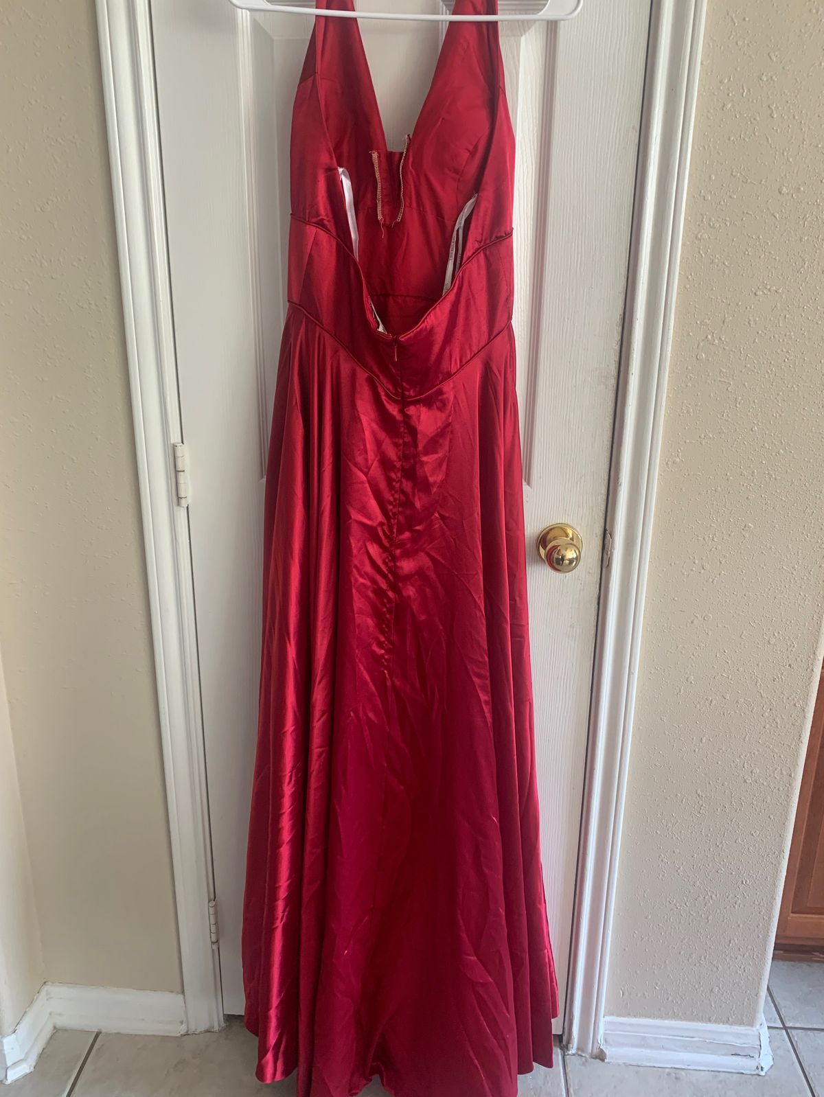 Sherri Hill Size 12 Prom Halter Red Dress With Train on Queenly