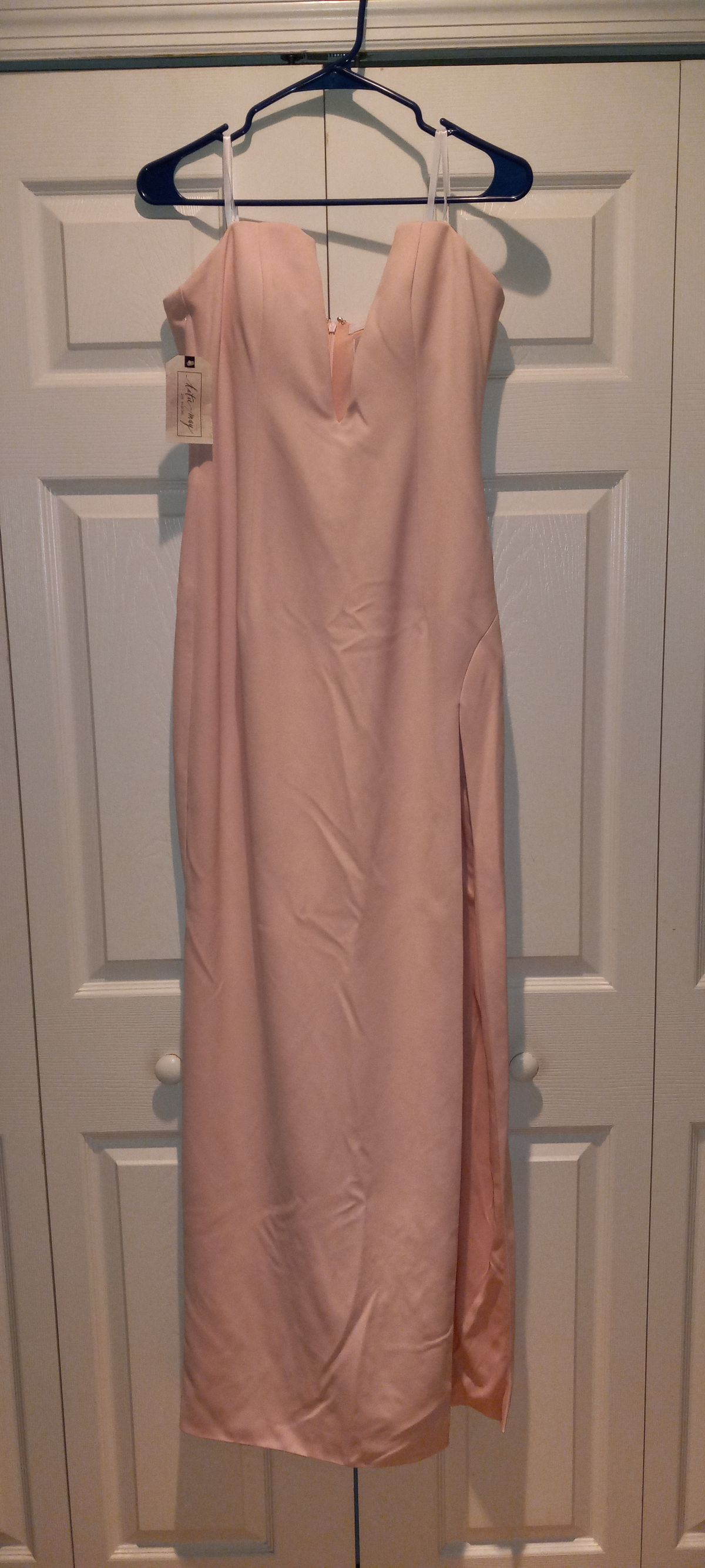 Style GWACO403 KATIE MAY Size 10 Pink Side Slit Dress on Queenly