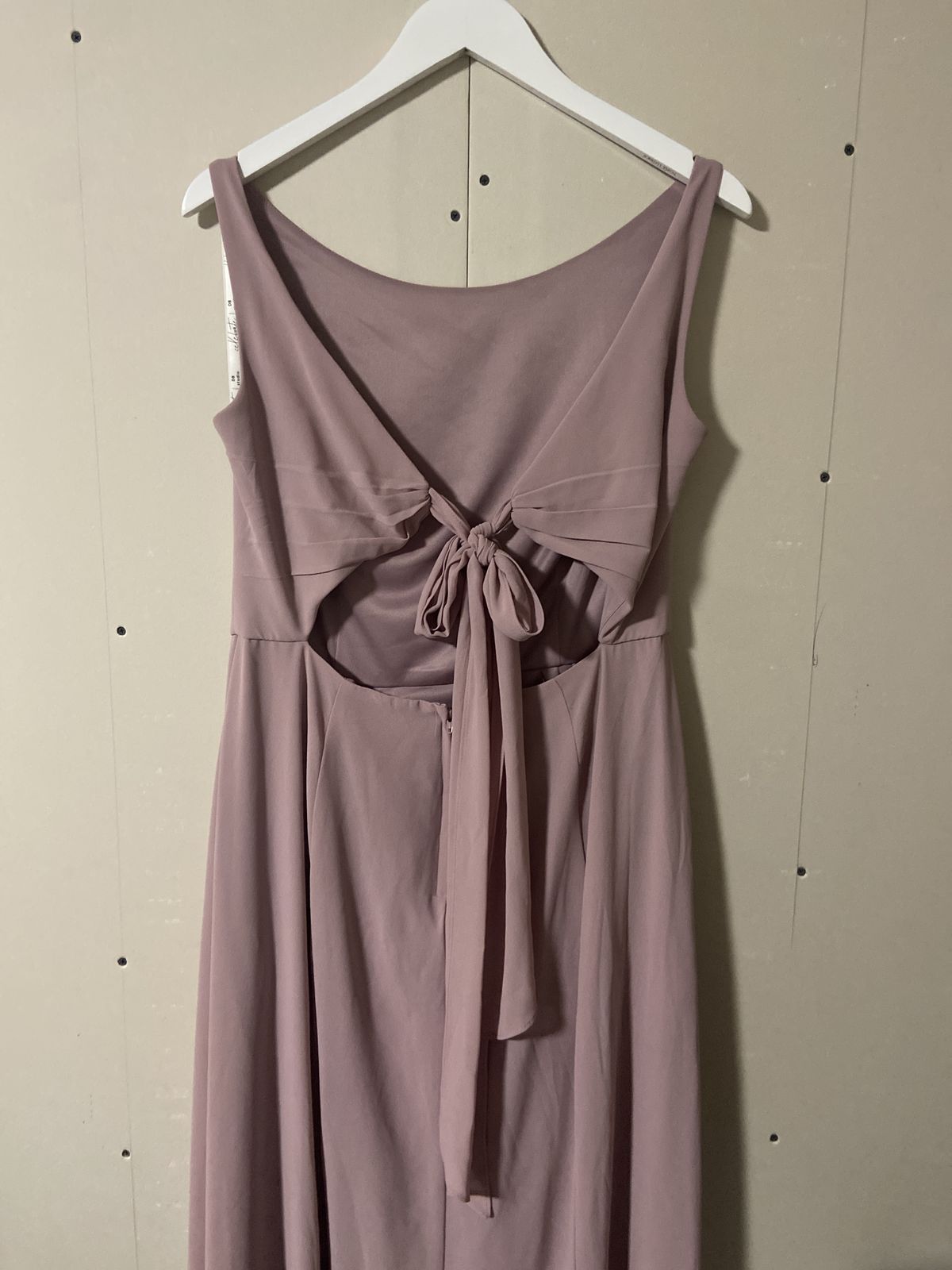 Size 14 Bridesmaid Pink Side Slit Dress on Queenly