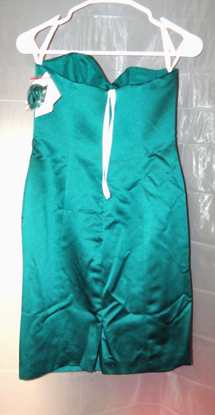 NWT David's Bridal Size 2 Homecoming Strapless Emerald Green Cocktail Dress on Queenly